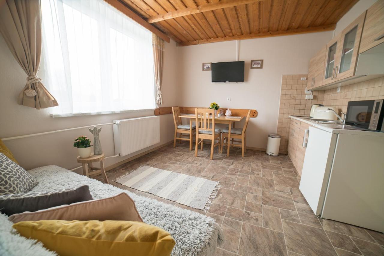 Apartmany U Sjezdovky Kvilda Exterior photo